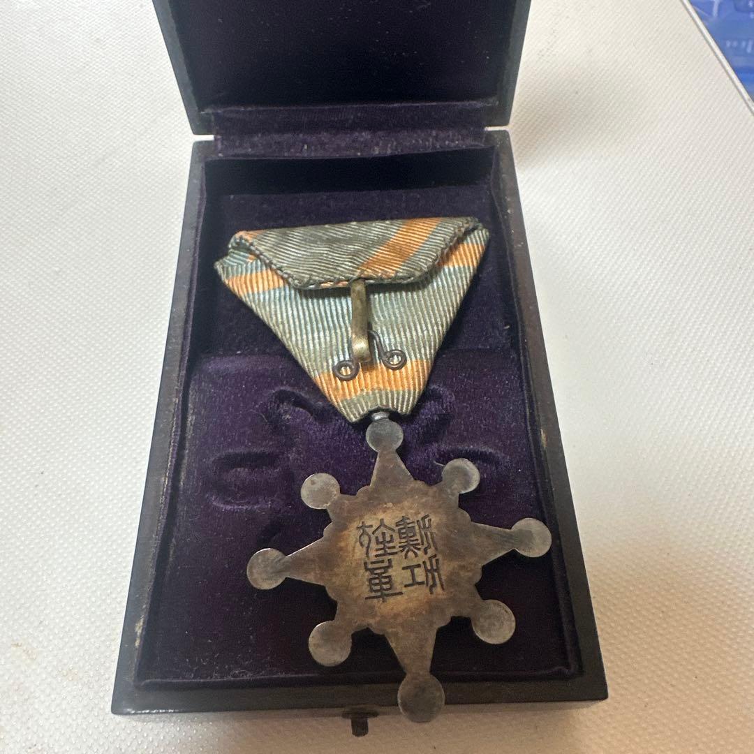 旧家蔵出し品！勲８等・支那事変従軍記章他５個セット