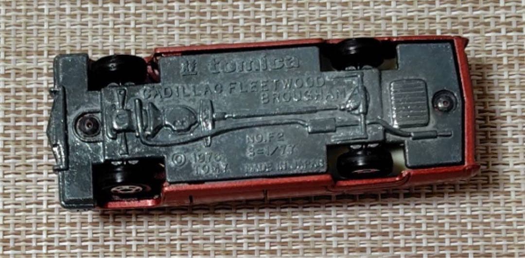 トミカ青箱F2 キャデラックフリートウッドブローアム 日本製 当時物￼