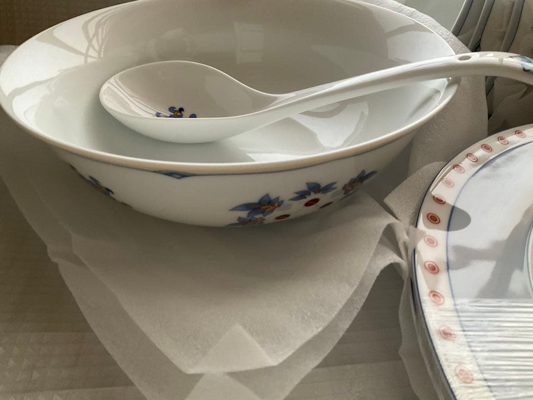 春節　馬　食器17点セット　午年　新年　中国製　景徳鎮産　陶溪川　皿　碗