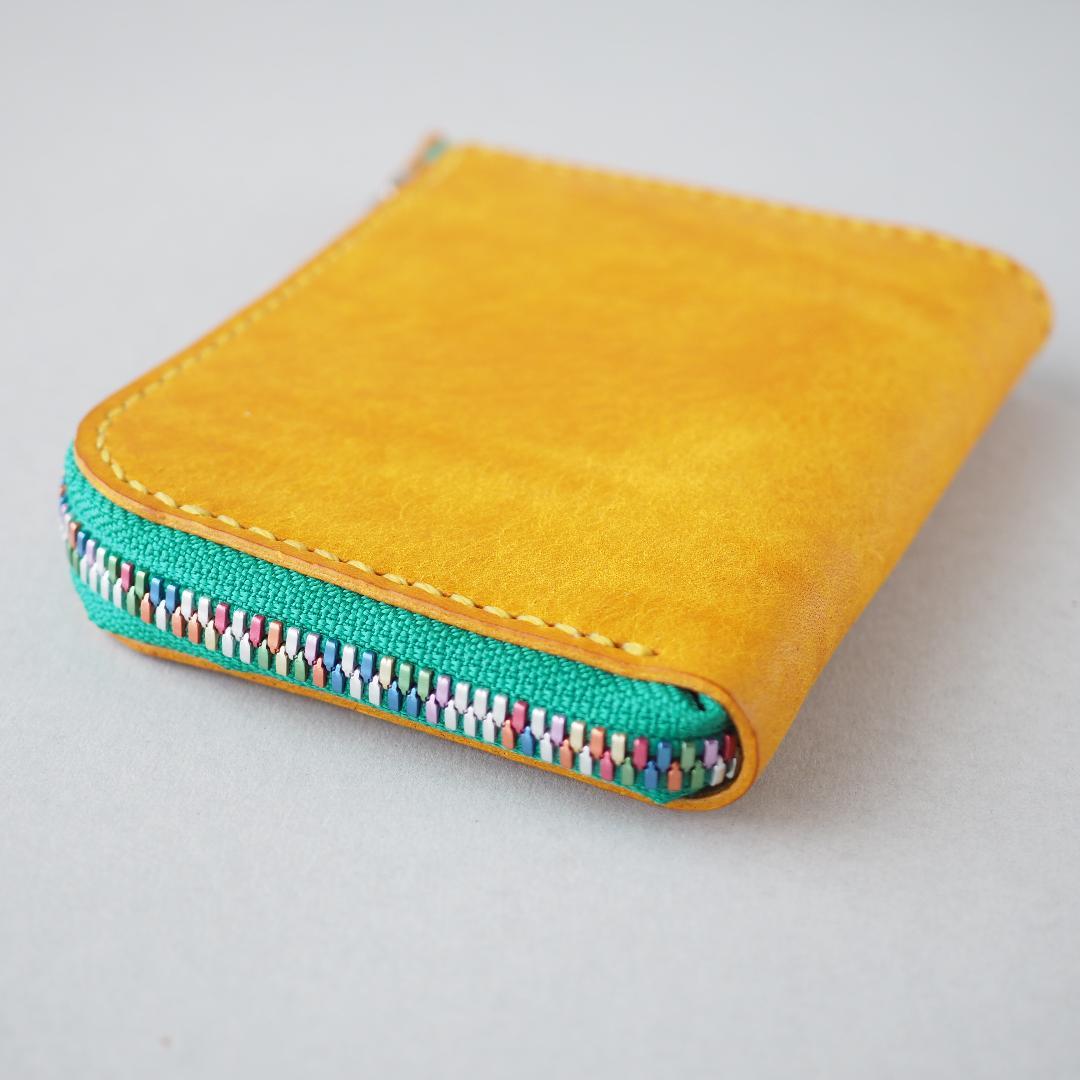 イタリアンレザー マルゴーとリネアヴァスカボックスを使ったL字型ファスナー財布