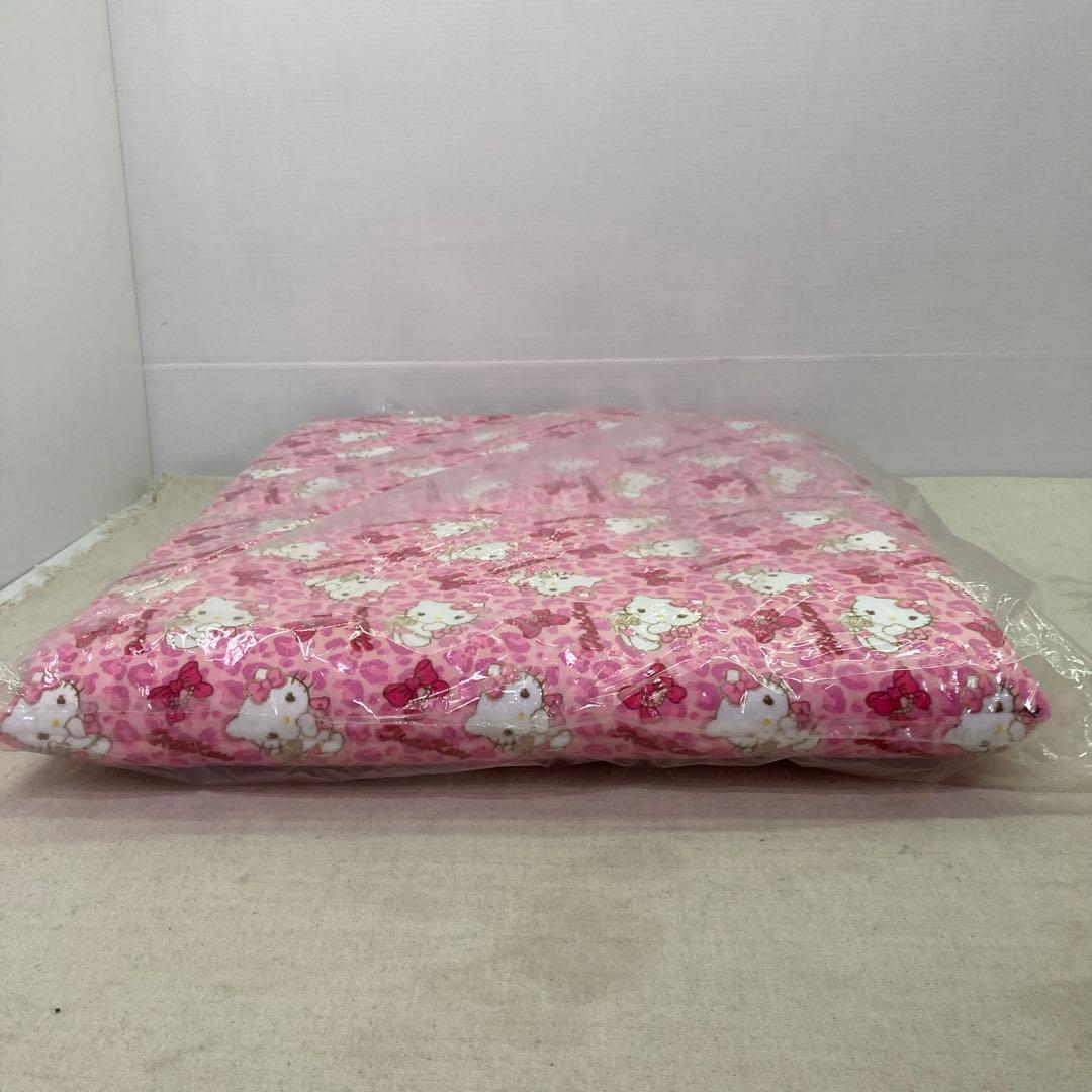 【新品未使用★2013年製】ハローキティ　フリーシートクッション　天使　サンリオ