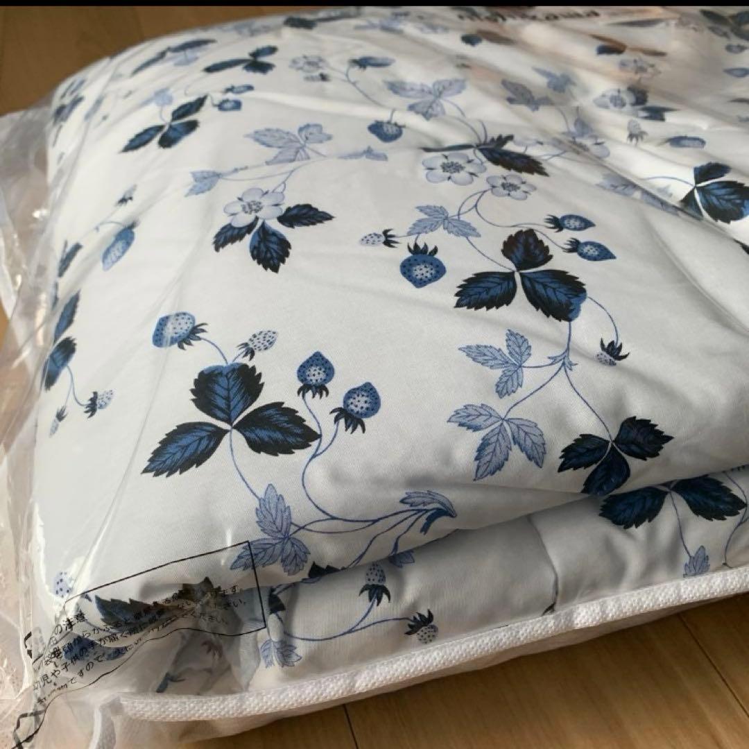 ウェッジウッド　キルトケット　ブルー　ワイルドストロベリー　西川　麻混　肌掛け