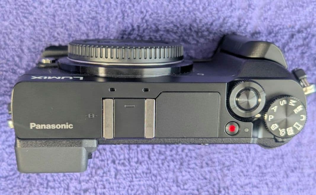 【美品】GX7MK2 ボディ ＋ ハンドグリップ & サムレスト付属