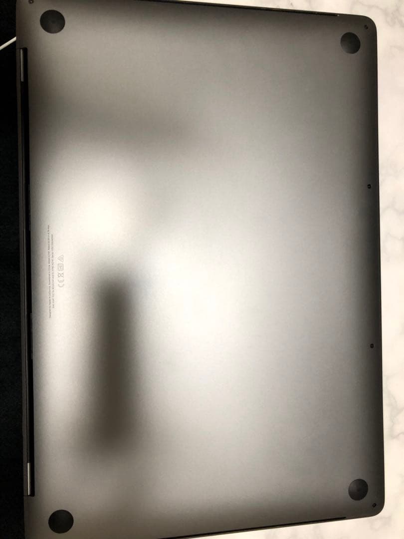 APPLE MacBook Pro 16インチ