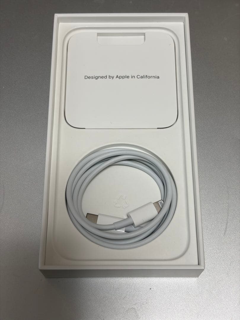 iPhone 13 128GB ホワイト SIMフリー 箱・付属品あり