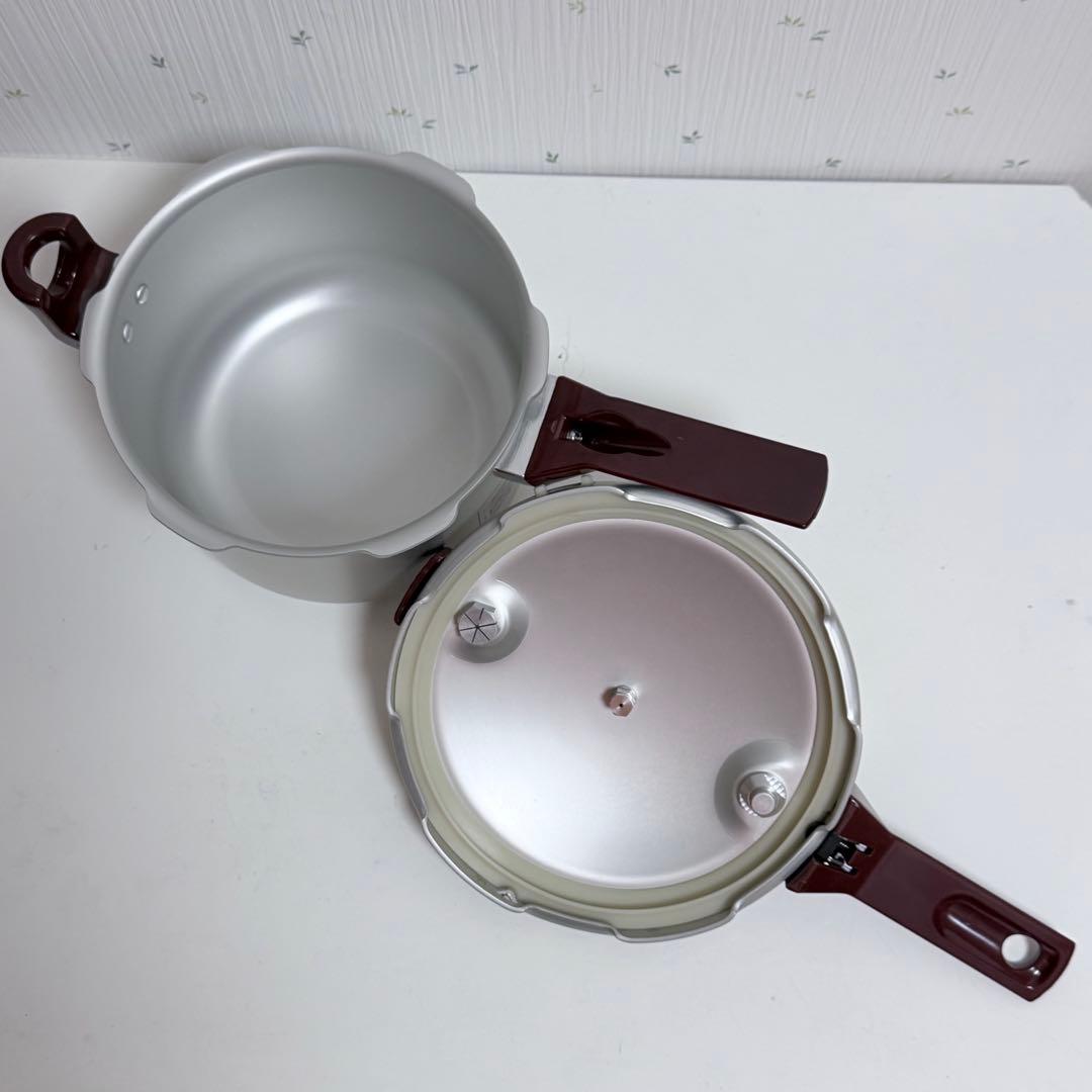 理研　片手圧力鍋 こなべちゃん 3.0L