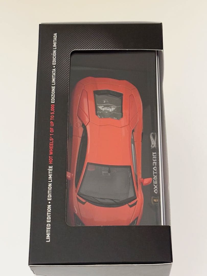 Hot Wheels マテルエリート1/43 ランボルギーニ アヴェンタドール