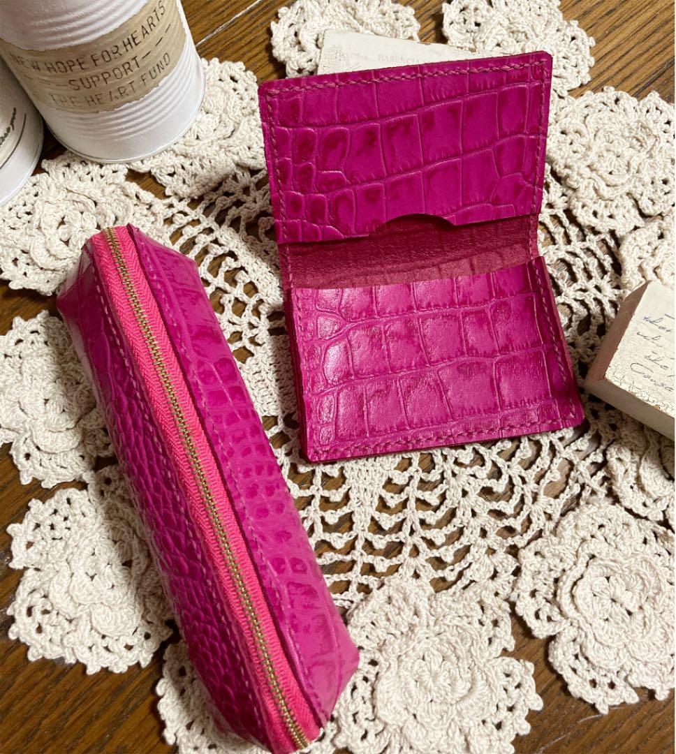 ご確認用　牛革クロコ型押し　マゼンタ　ペンケース　名刺入れ　ピンク　本革　レザー