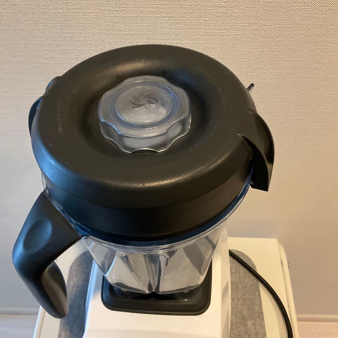 Vitamix E320 Explorian Blenderタンパー＆グラス２個