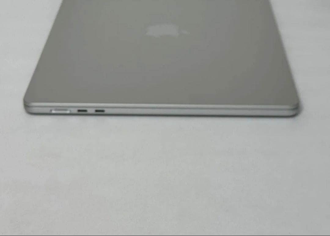 Apple MacBook Air 15インチ M3 シルバー