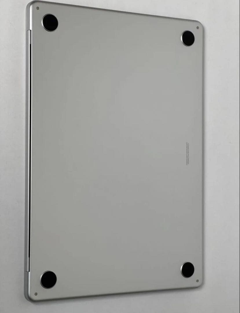 Apple MacBook Air 15インチ M3 シルバー