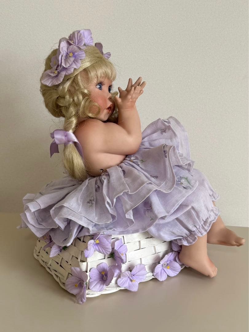 可愛いヴィンテージ磁器人形 ビスクドール