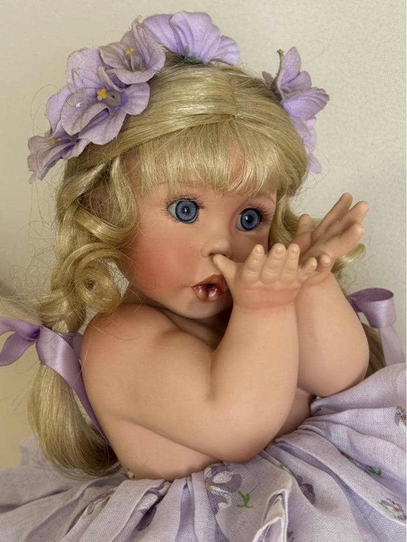 可愛いヴィンテージ磁器人形 ビスクドール