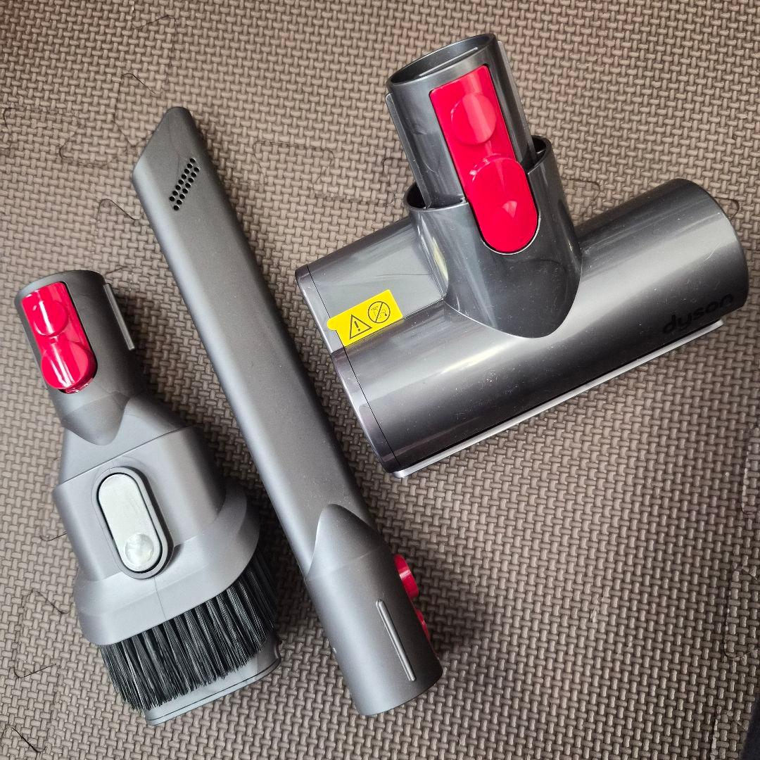 dyson V8 Slim Fluffy Extra 掃除機