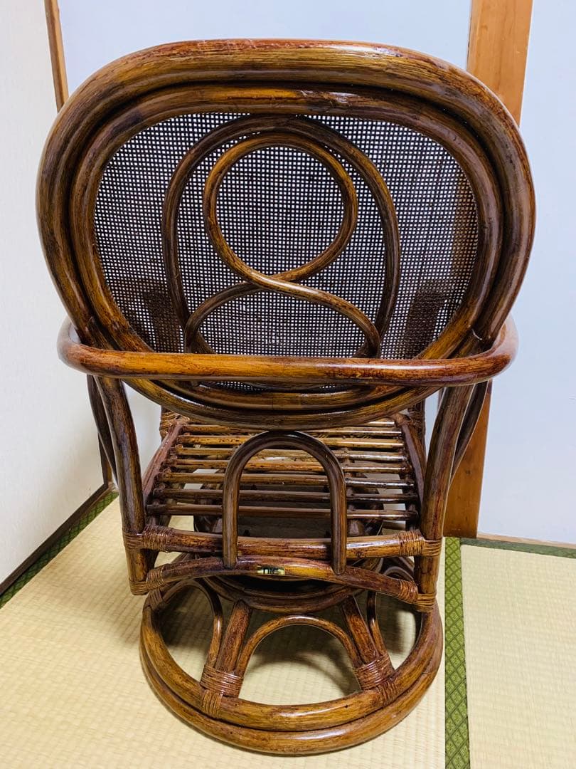 昭和 レトロ アンティーク 大きめ重厚ラタン 高級回転式1人掛けチェア