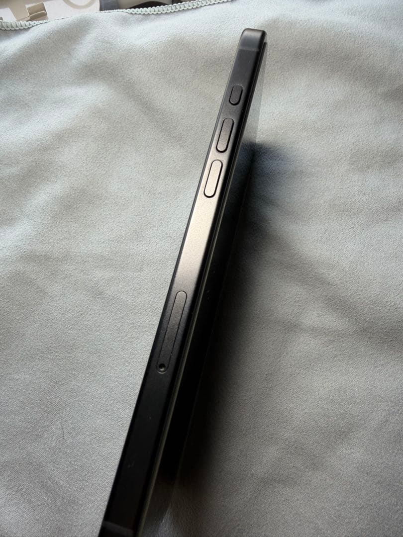 Apple iPhone 16plusスペースグレー 本体