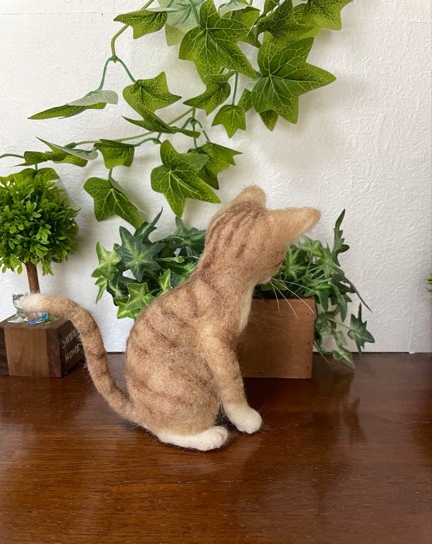 羊毛フェルト 茶トラ猫