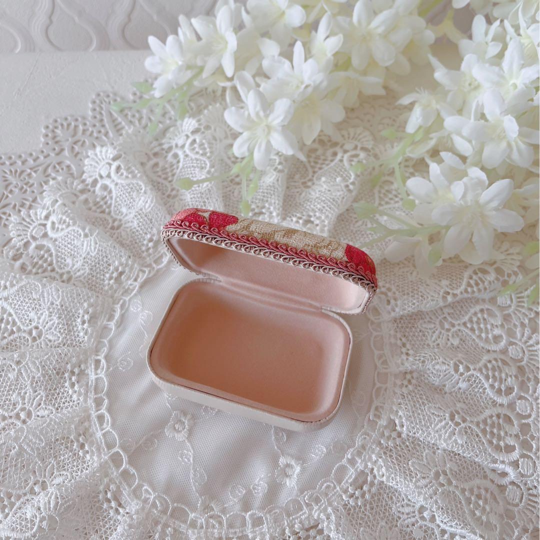 ミニアクセサリーケース／イヤホンケース／ピルケース／ガジェットポーチ／小物ケース