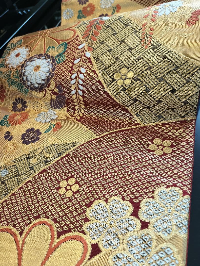 sasjママ　A872★逸品‼️豪華刺繍‼️テーブルランナー2m14cm