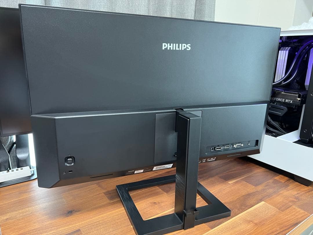 PHILIPS 272E2F/11 27インチ4辺フレームレスモニター 2