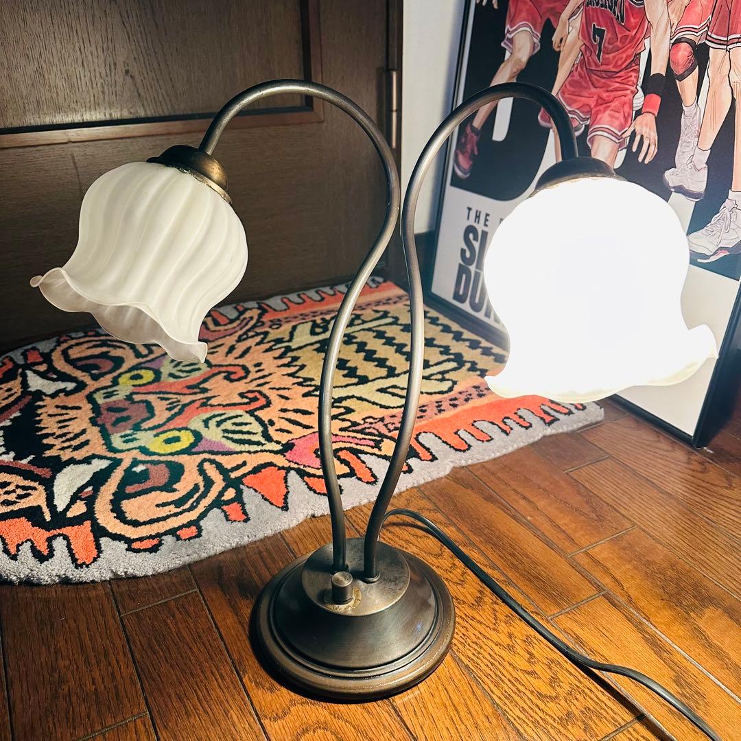 【アンティーク品/テーブルランプ】 乳白 ライトスタンド レトロ 照明