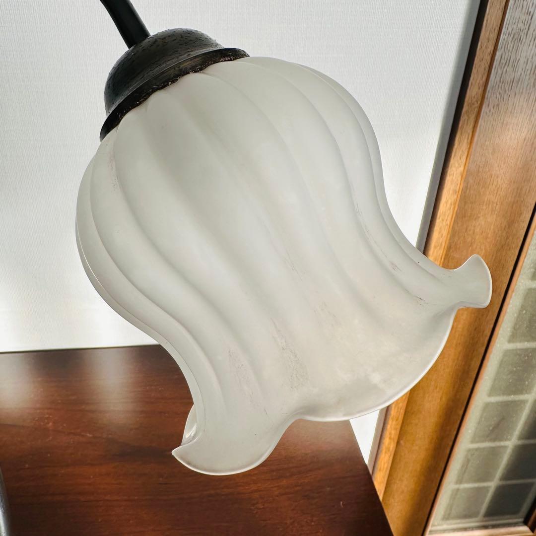 【アンティーク品/テーブルランプ】 乳白 ライトスタンド レトロ 照明