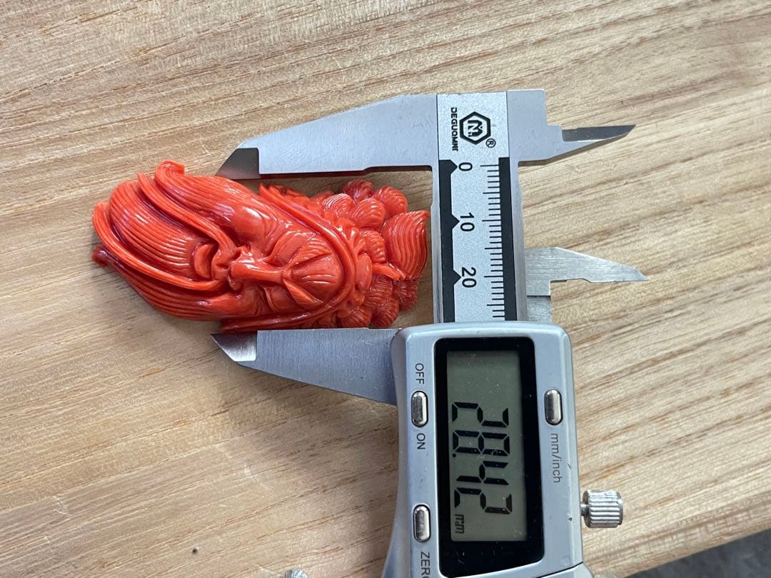 珊瑚、サンゴ、雕刻、ルース60mm、重约32g、160.3ct