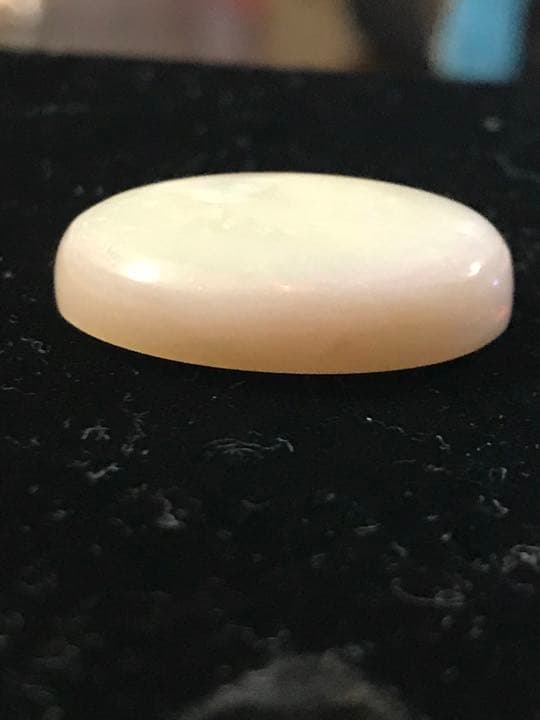 かなり大きめ　天然オパール　26