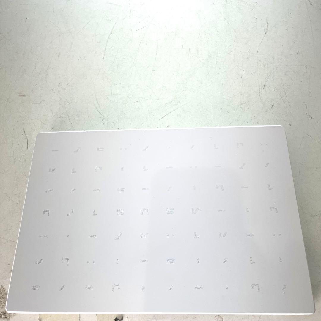 ASUS ノートパソコン　E210MA