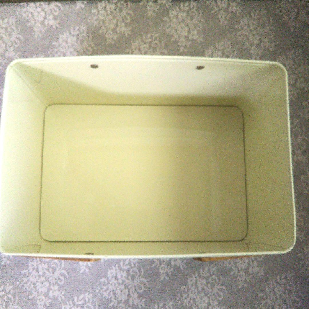 chocoholicバスケット缶