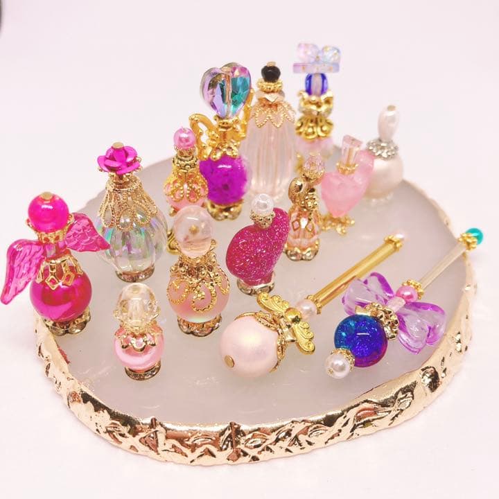 ミニチュア香水瓶 ピンクホワイト