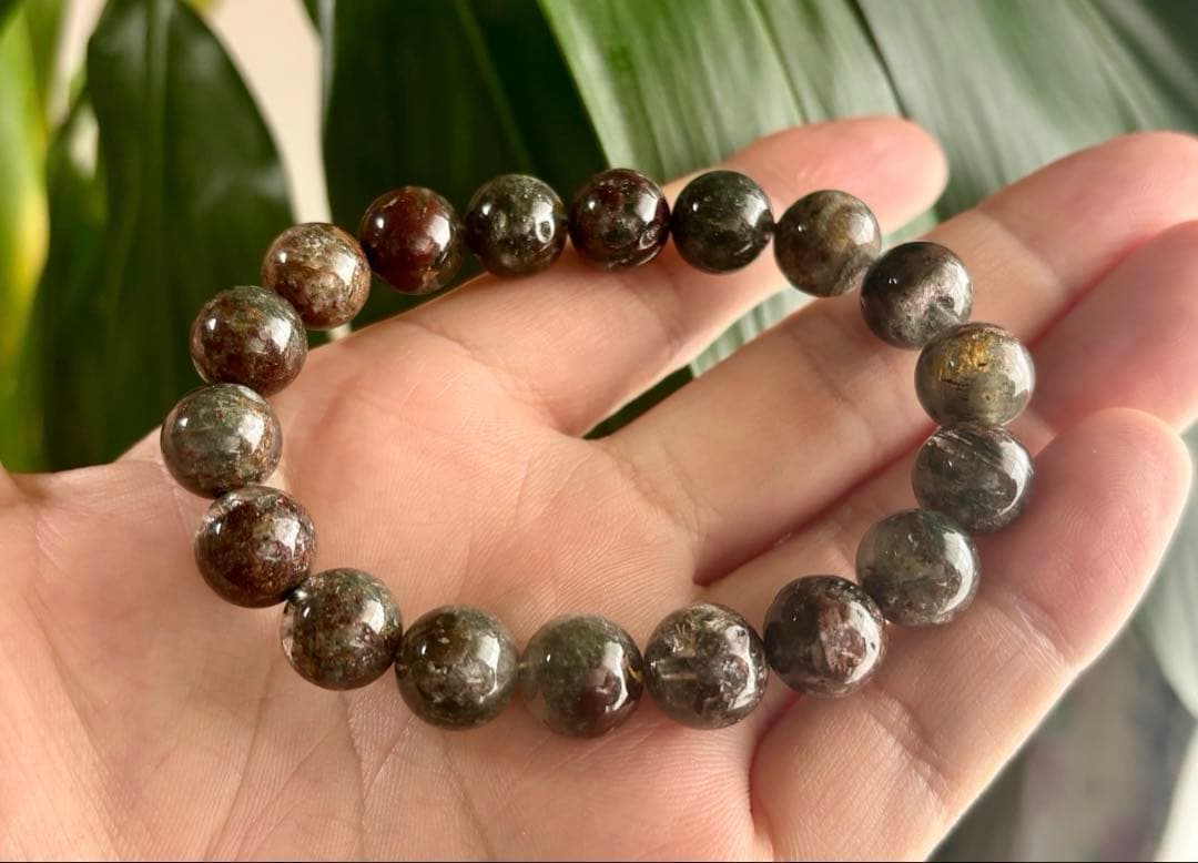 最高品質　成功と財運を象徴する大地の守護石　幻の龍鱗千層庭園水晶のブレス