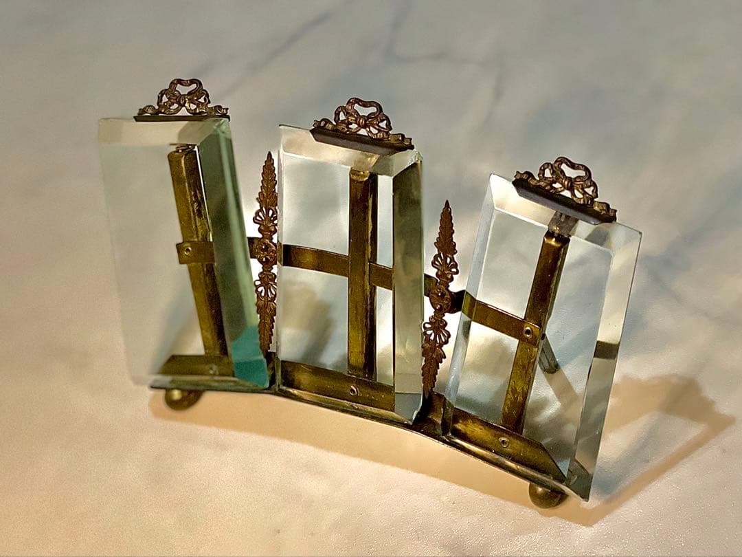 希少　３連　19世紀　フランス　アンティーク 写真立て　フレーム 真鍮　リボン