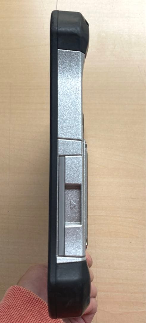 Touchpad FZ-G1 i5-7300U 4GB SSD128GB 美品