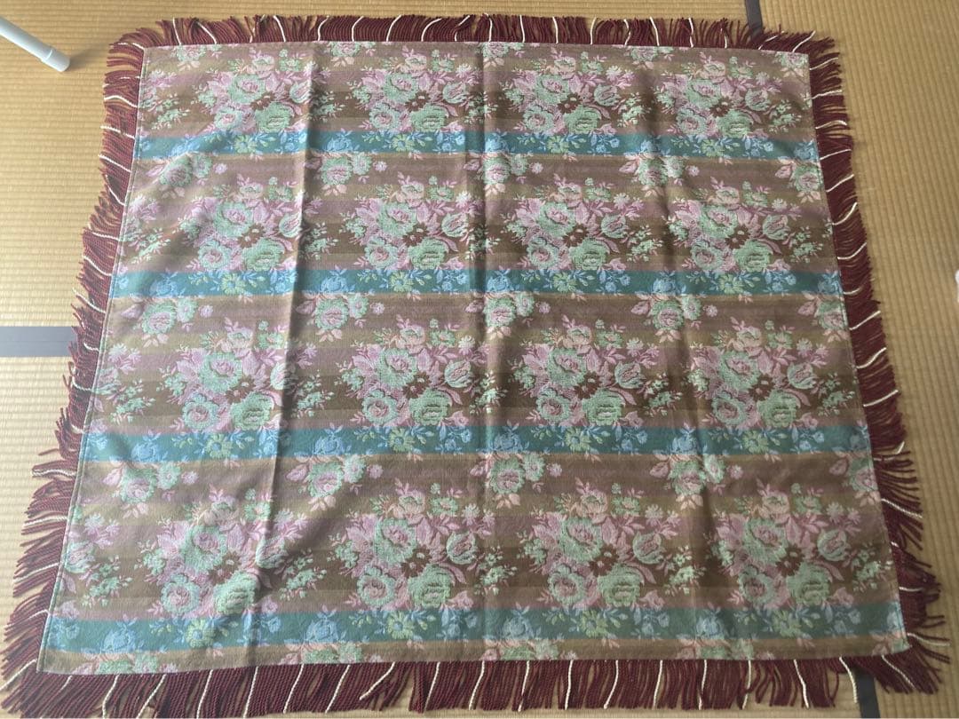 高級テーブルクロス130センチ　ゴブラン織