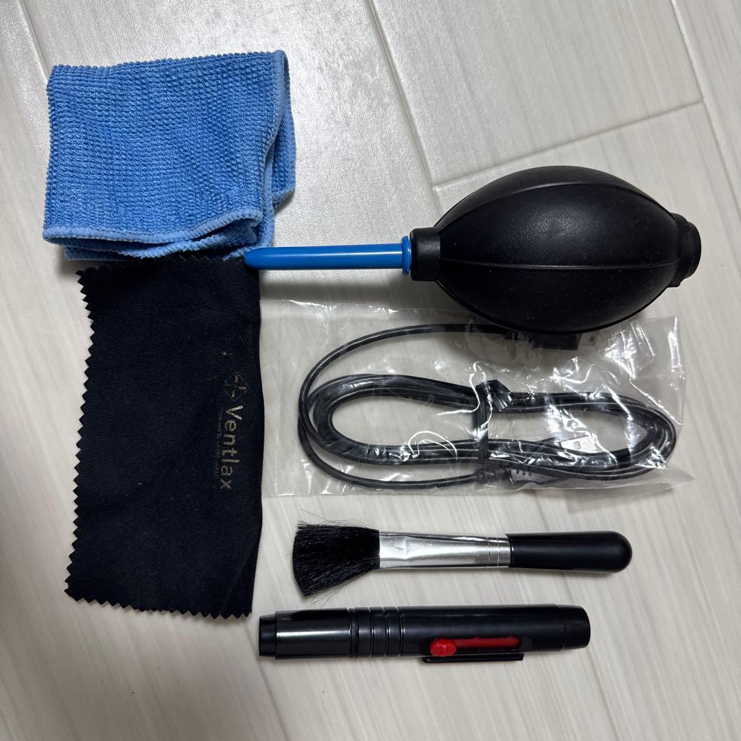 Canon キヤノン EOS kiss X7 白　レンズ付