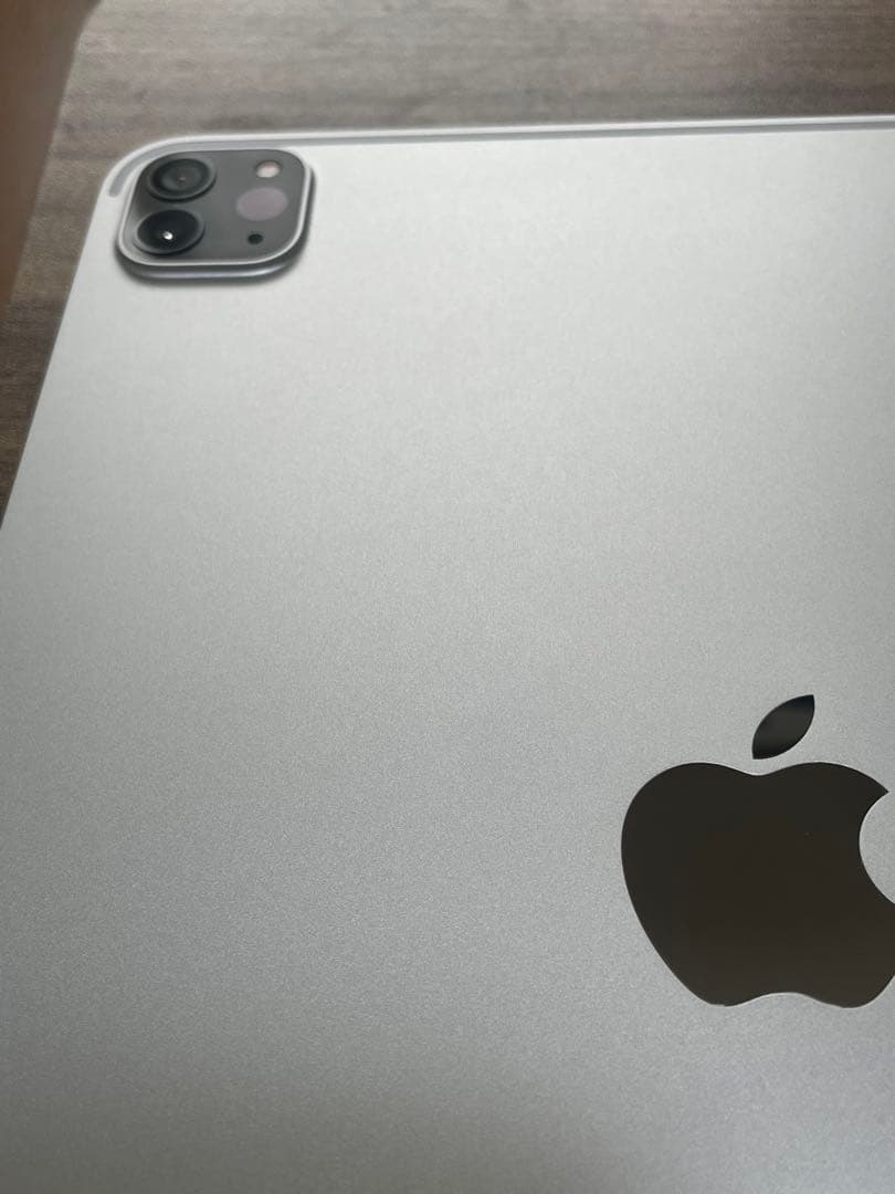 美品 iPad Pro 第４世代　11インチ