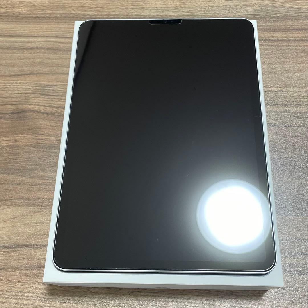 美品 iPad Pro 第４世代　11インチ