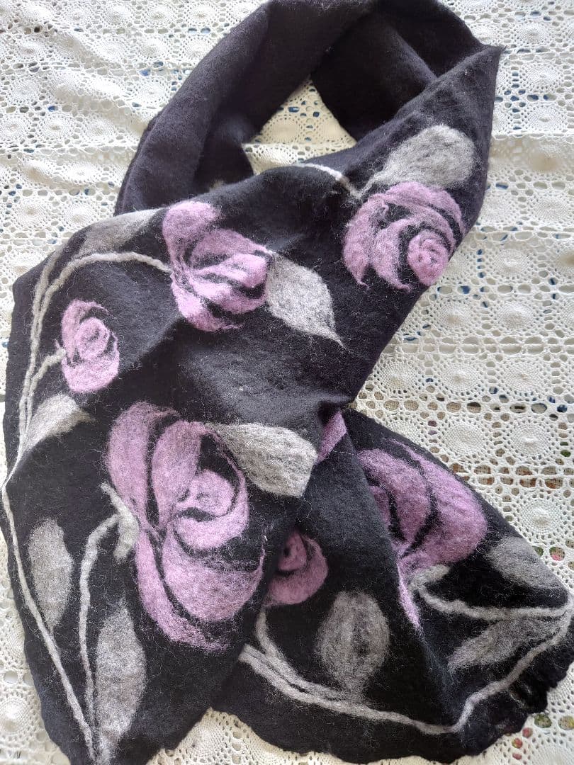 ブルガリア　ストール♡メリノウール　薔薇　ショール