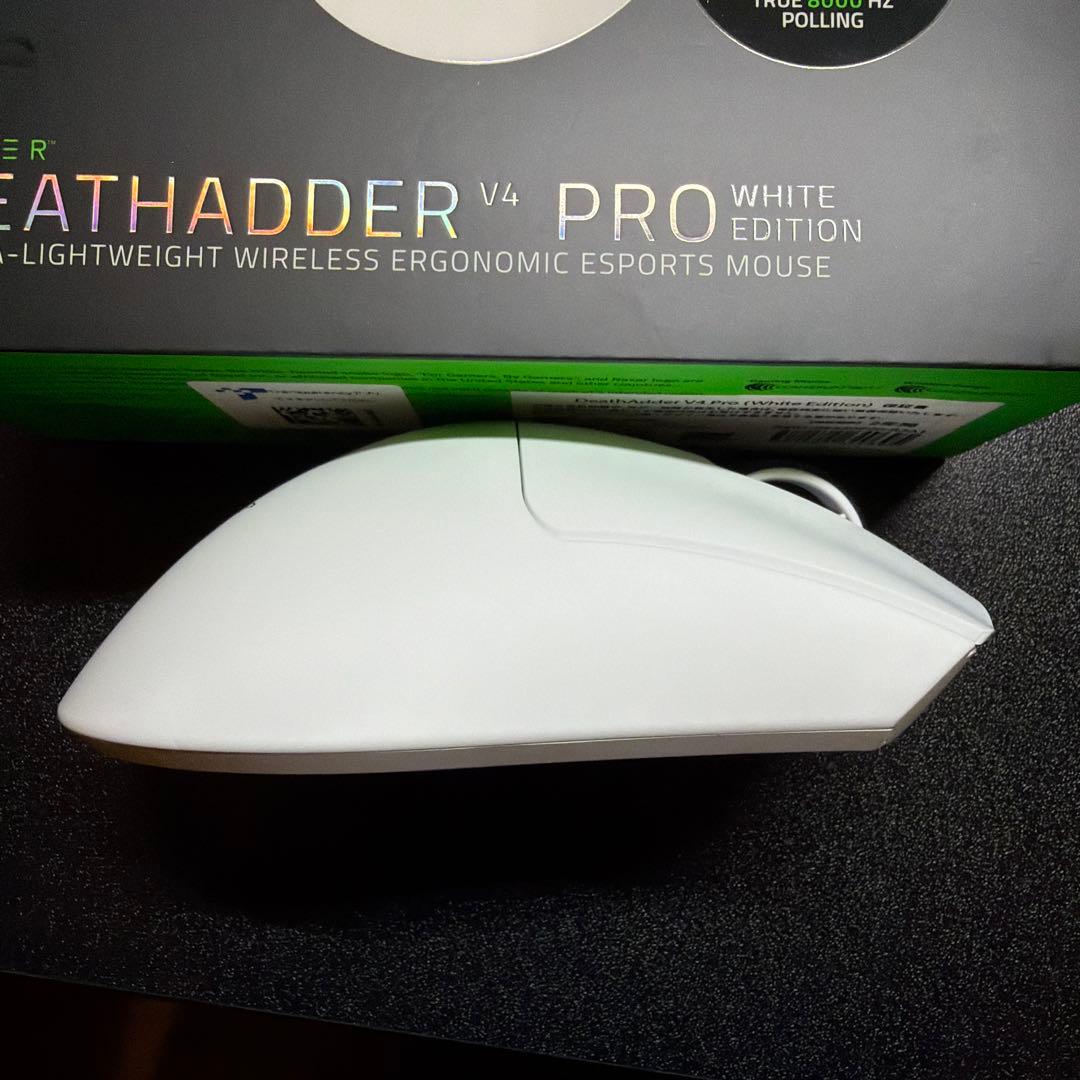 Razer Deathadder V4 Pro White ゲーミングマウス