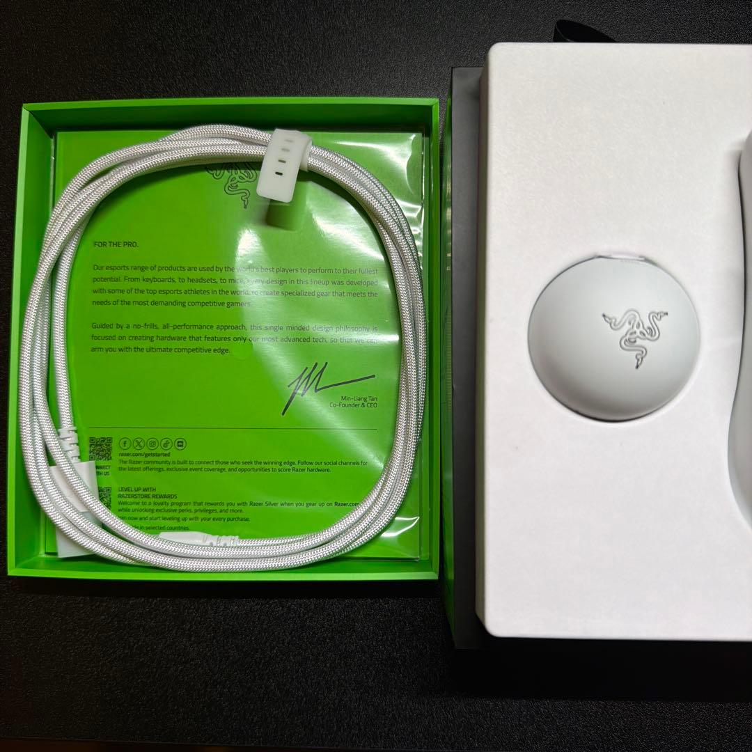 Razer Deathadder V4 Pro White ゲーミングマウス