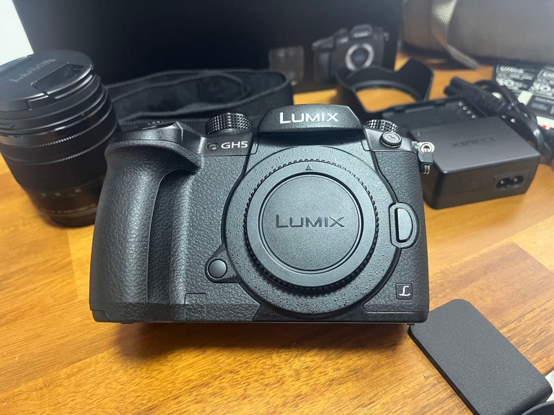 デジタルカメラ Panasonic LUMIX DC-GH5
