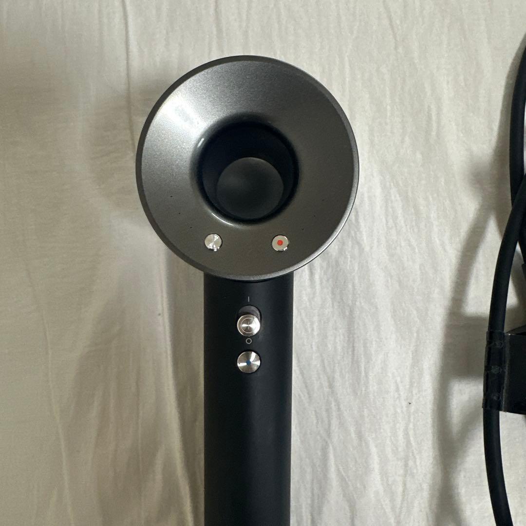 dyson supersonic ヘアドライヤー ダイソン、