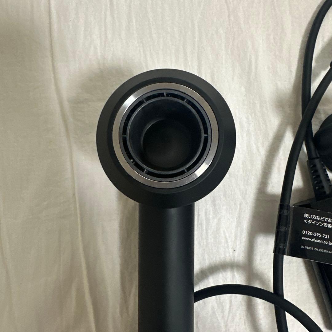 dyson supersonic ヘアドライヤー ダイソン、