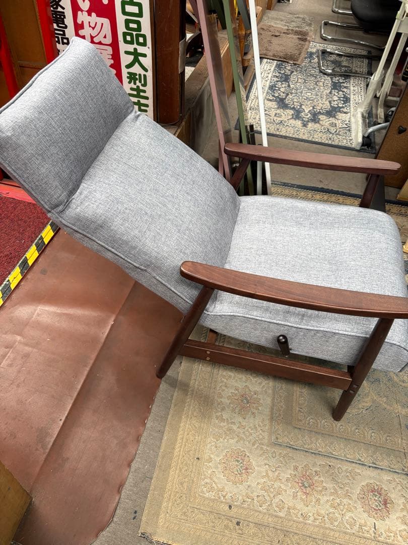 未使用品　萩原　リクライニングソファ