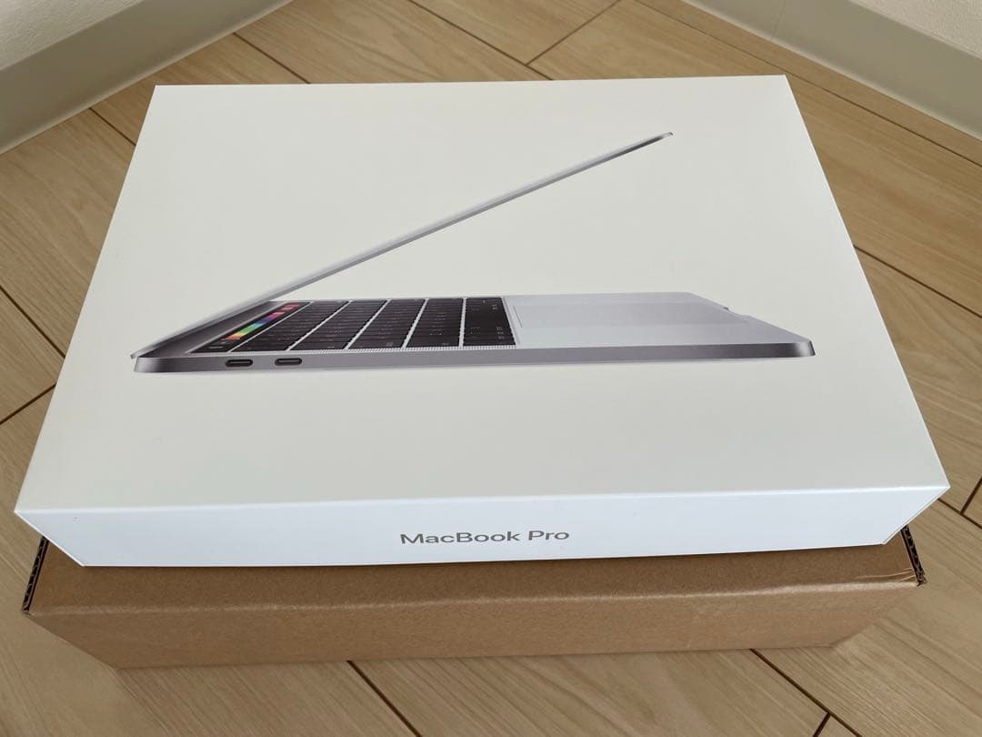 MacBook Pro 13-inch シルバー
