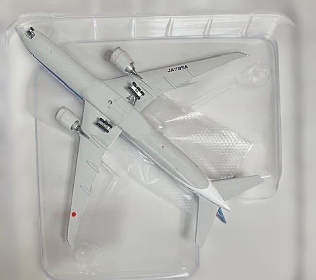 航空機・ヘリコプター Pheonix ANA B777-300ER JA795A