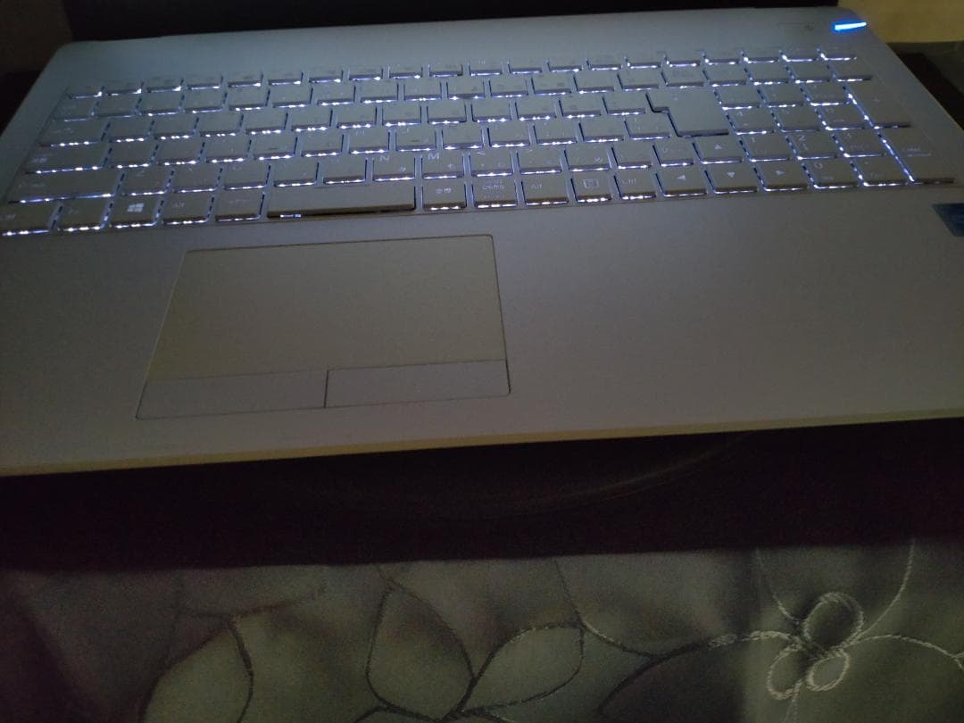 MOUSE 15.6型FHD SSD256GB RAM8GB 最新office