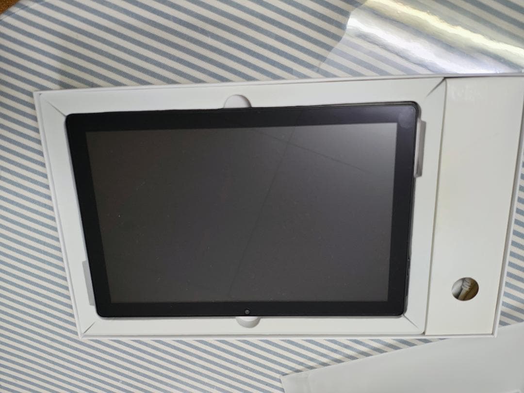 最新版10インチタブレット　BMAX　I9 Plus 付属品完備 動作確認済み