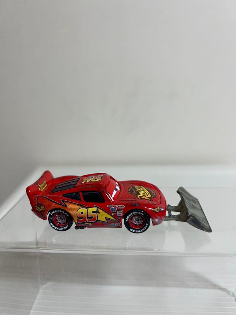 カーズ、マテル、ライトニングマックイーン、ショベル、サボテン 、ミニカー